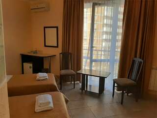 Гостиница Лотос Геленджик Комфорт 2х местный-4